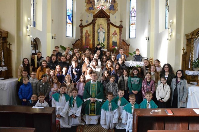 Susret djece i mladih župa Budrovac i Kalinovac
